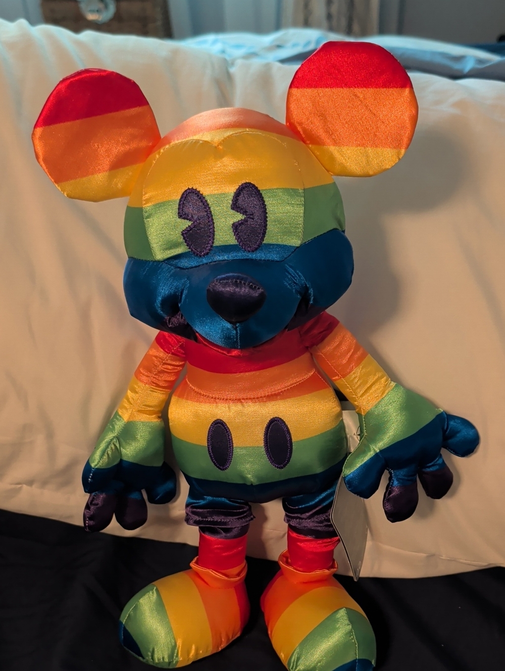 Collection: Disney Rainbow Disney Collection - Picture 6 of 7